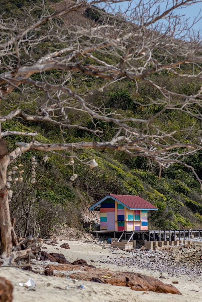 Xanadu Beach Resort