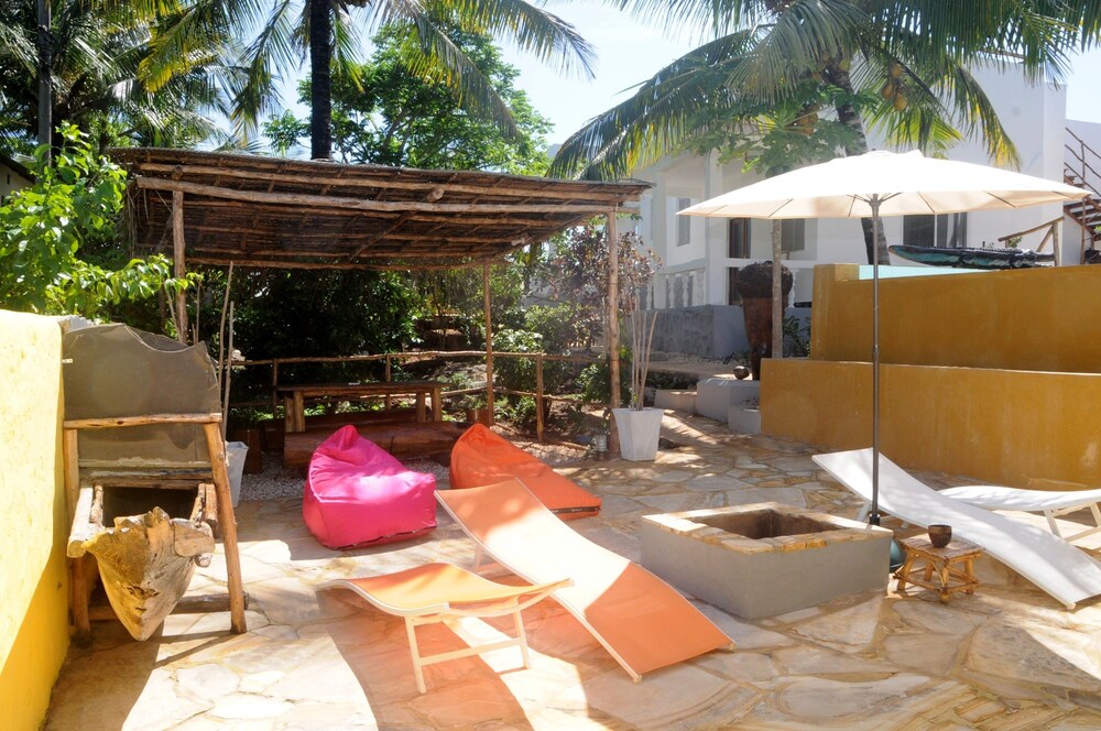 Kiwengwa Vacations - Maisha Marefu Apartments - Property Image 11