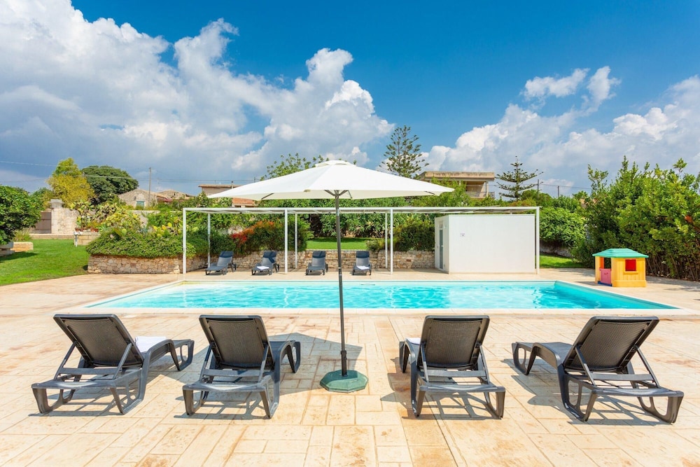 Villa Palazzola Large Private Pool Sea Views A C Wifi - 2886 view 3