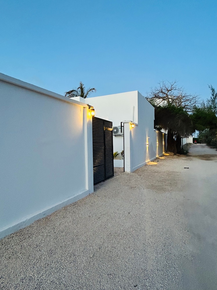 u paradisu villas