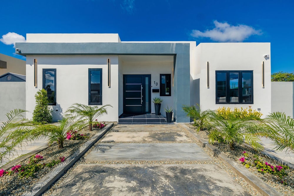 La Perla 2br2ba Home w Private Pool Patio BBQ