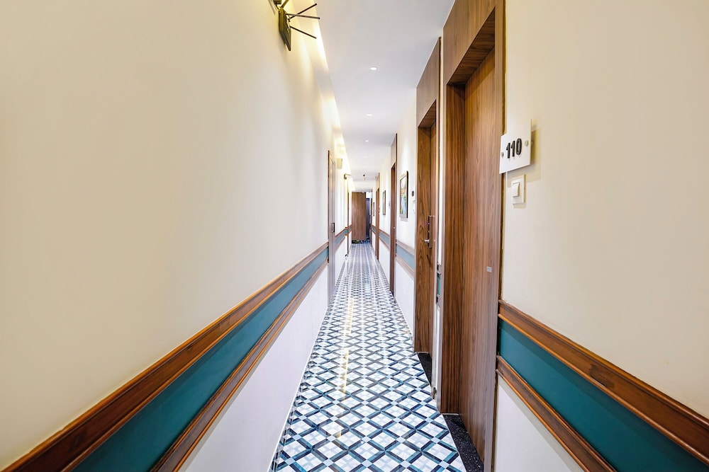 FabHotel Shahi Palace