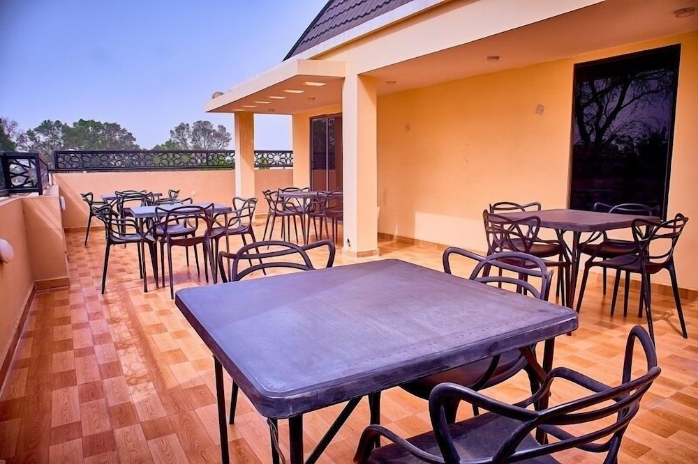 EVC Apartments