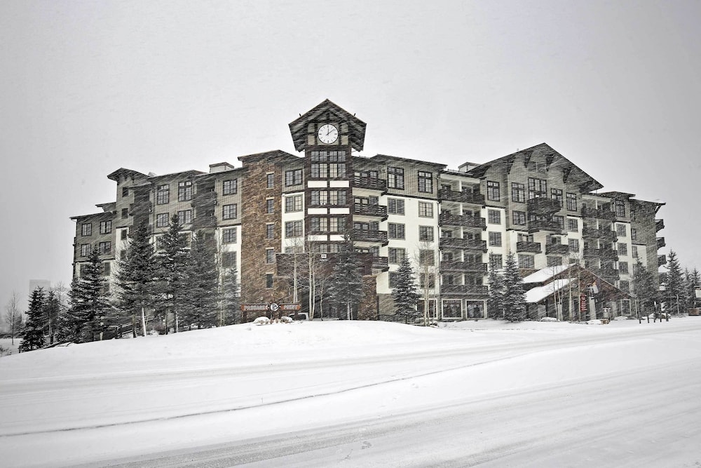 Walk to Copper Mountain: Center Village Condo! view 2