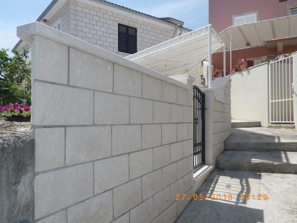 A2-apartment 50m From the Beach With the sea View view 5