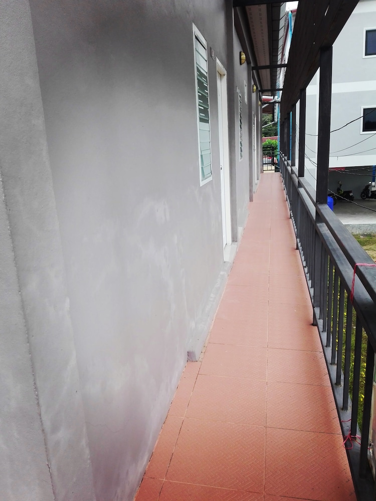 Hasanah Guesthouse
