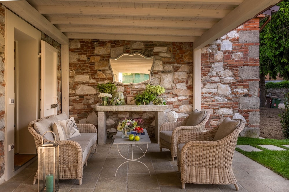 Egidio City Farmhouse