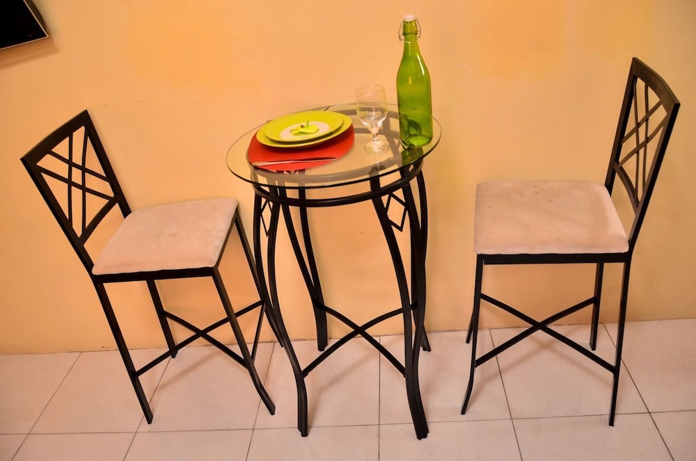 Hotel Kingston Sunset Guest Apartment I - Image 1