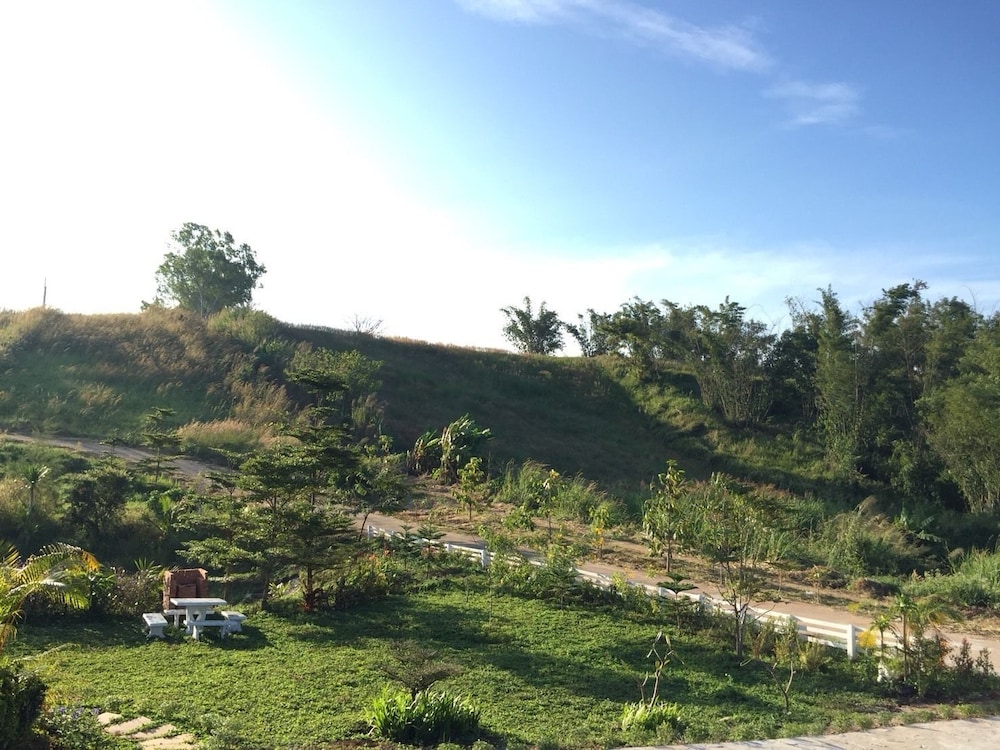 Baan Auemdao Resort