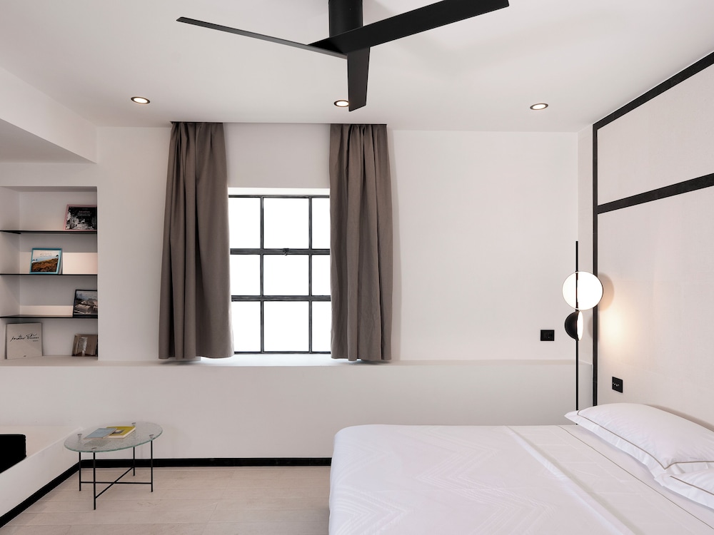 PORTA SUITE