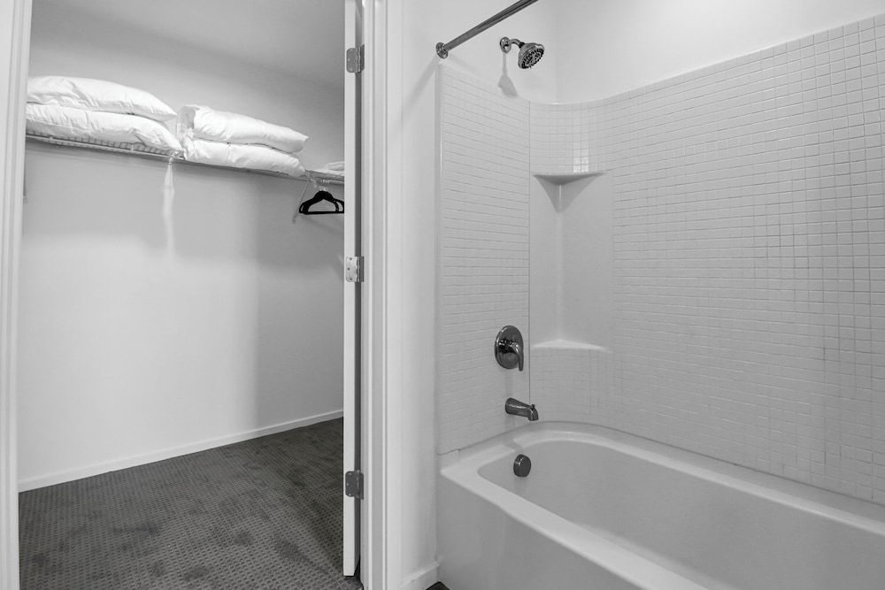 Phoenix Urban Luxury Escape