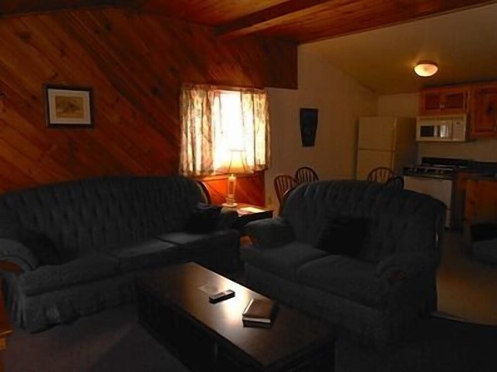 Cold Spring Lodge