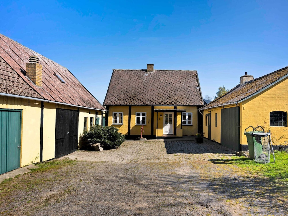 5 Star Holiday Home in Gudhjem