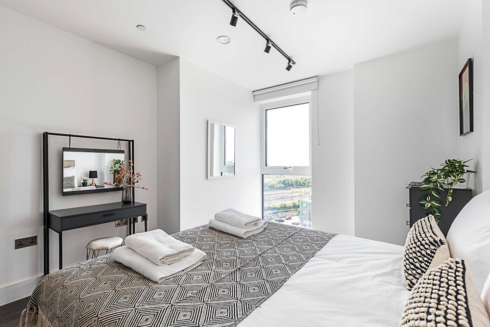 Luxurious West London Apartment