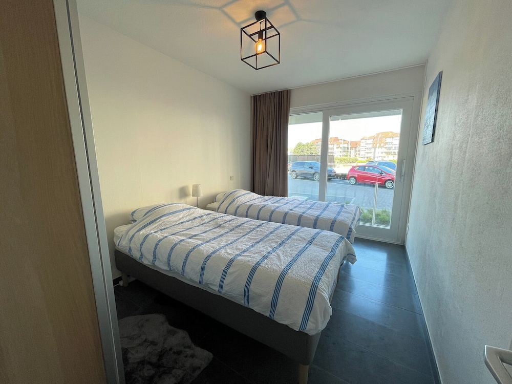 Apartment in Nieuwpoort Near Sandy Beaches
