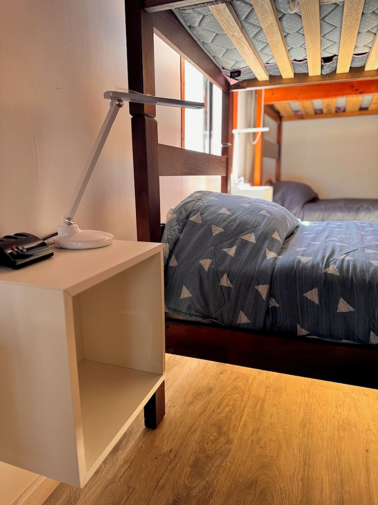 Hostal Treile