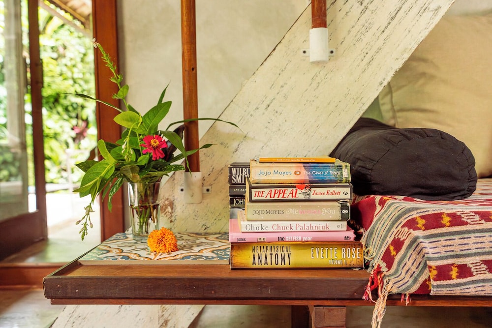 Barong Retreat Villa Ubud with Hammock Terrace, Garden & Koi Pond
