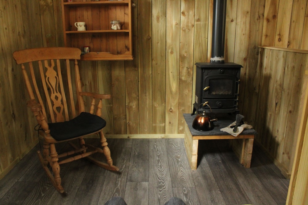 Wildwoodz Cabins view 5