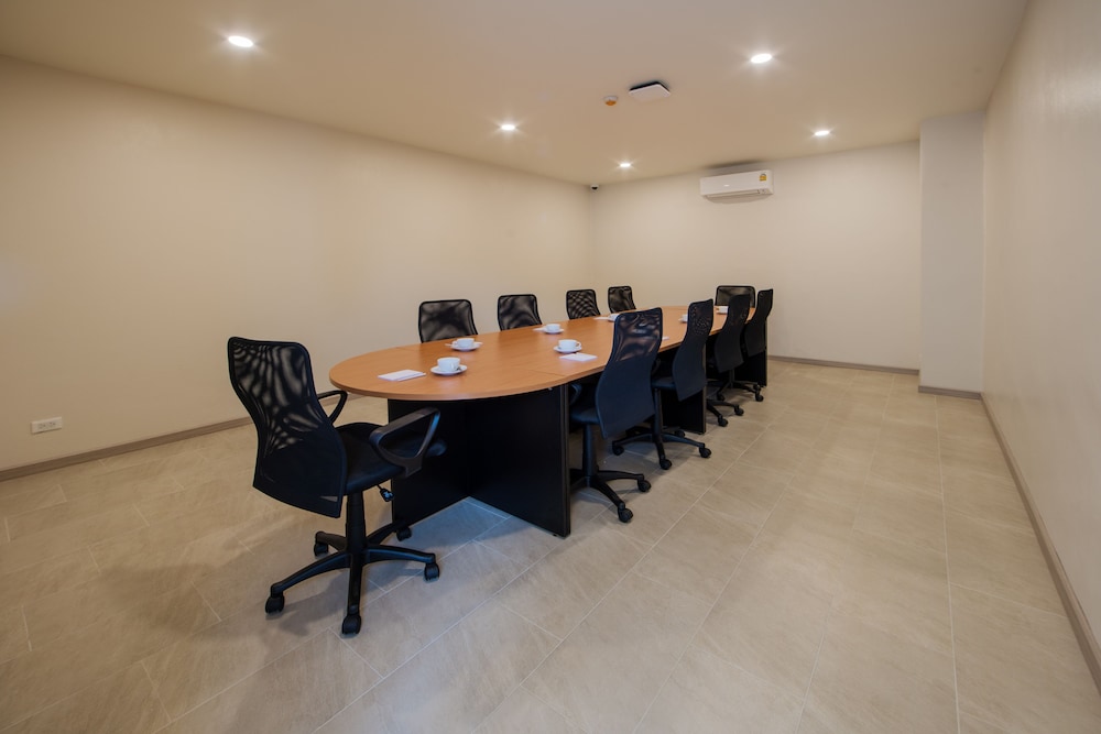 meeting & event spaces