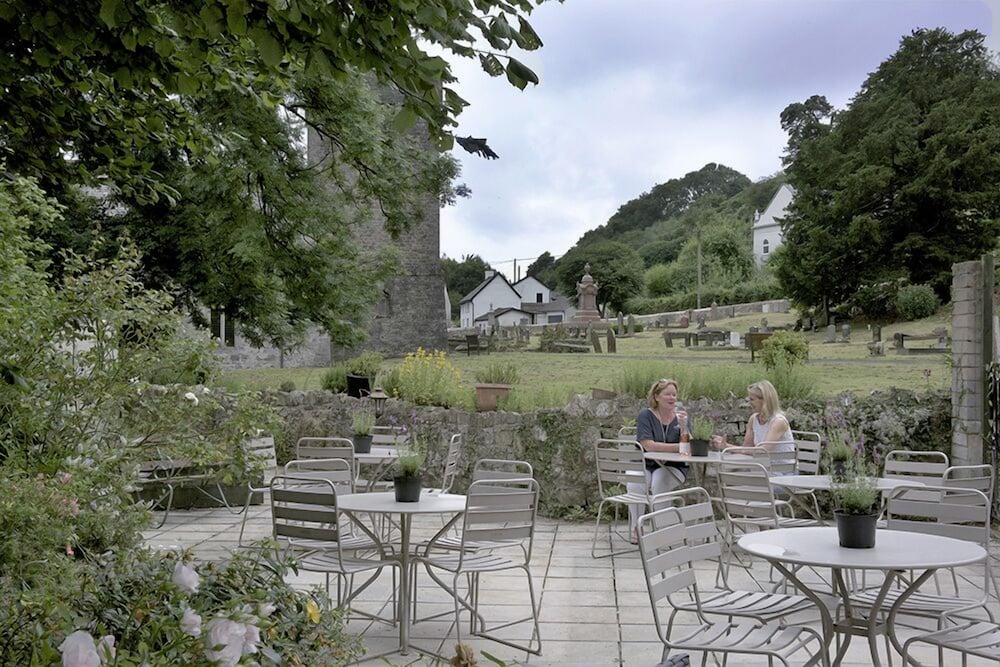 Fox & Hounds