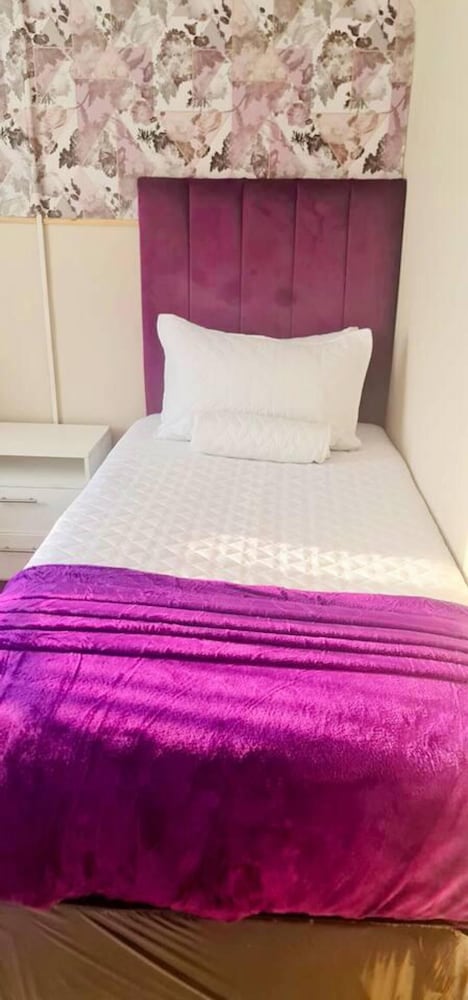 Sapphire Suite 3 Bed House in Harare view 3