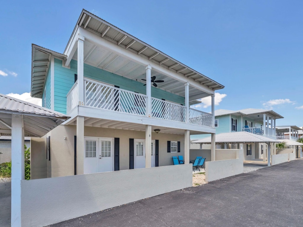 Seaview Village #8