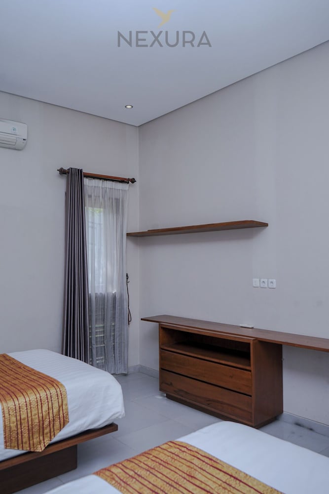 Jambu Klutuk Resort
