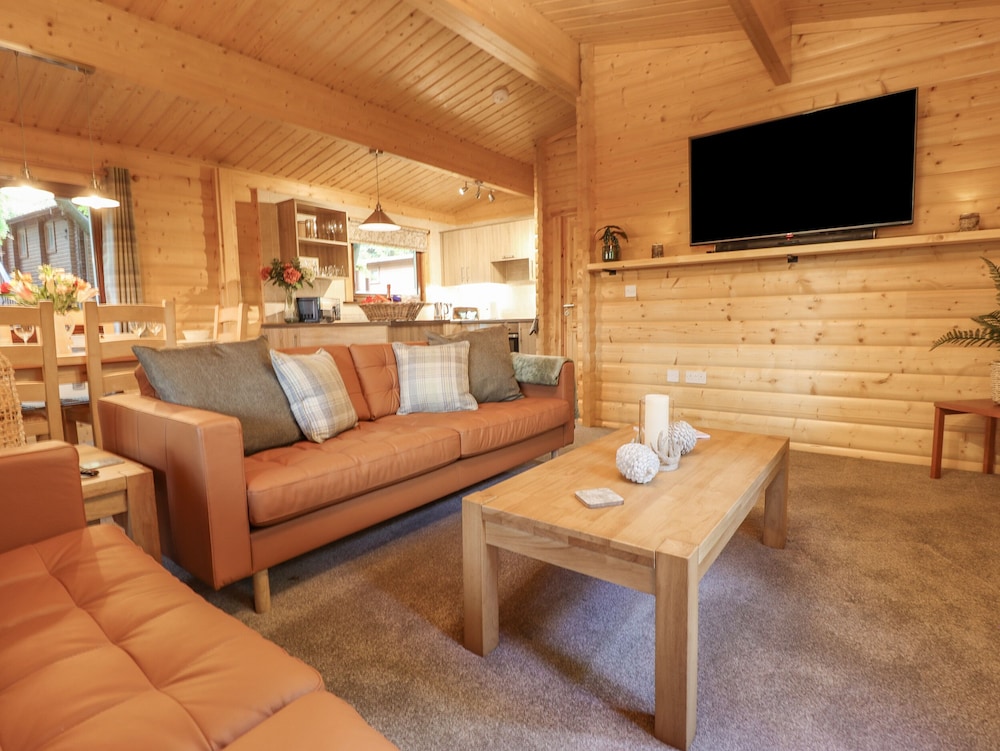 Leafy Hollow Lodge