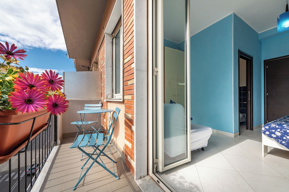 Thanit rooms