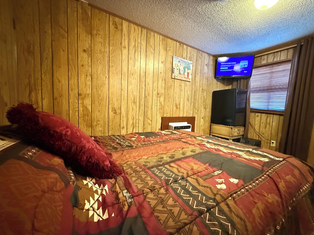 Short Branch Motel