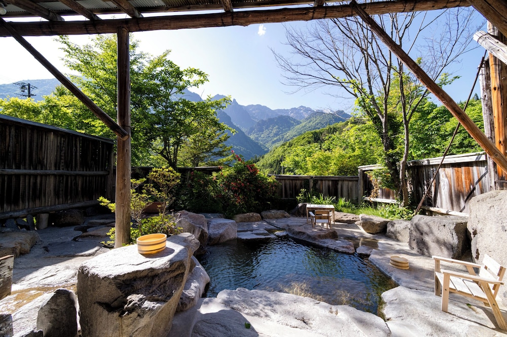 Ryokan Yakenoyu