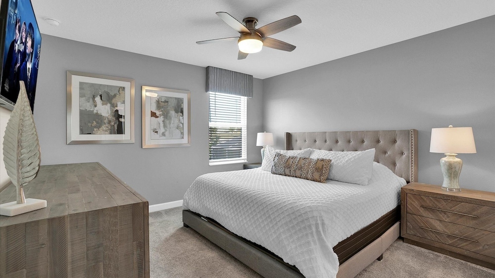 Championsgate 8 bedroom, Game room, Pool, Theater 8 Home