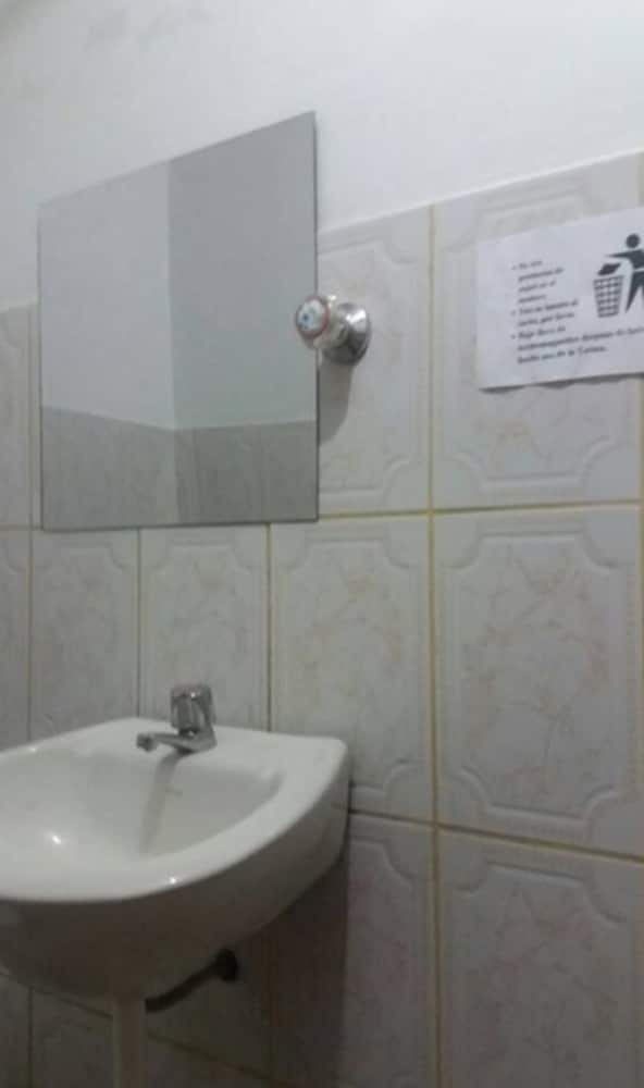 Hostal Valle Sur