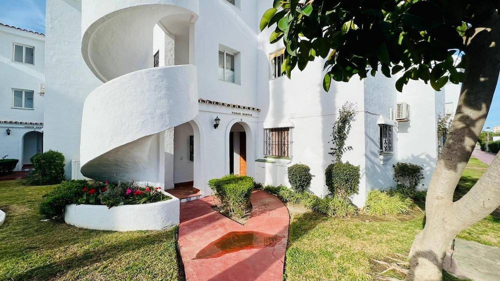 Apartamento Laguna Beach by At Home Costa del Sol