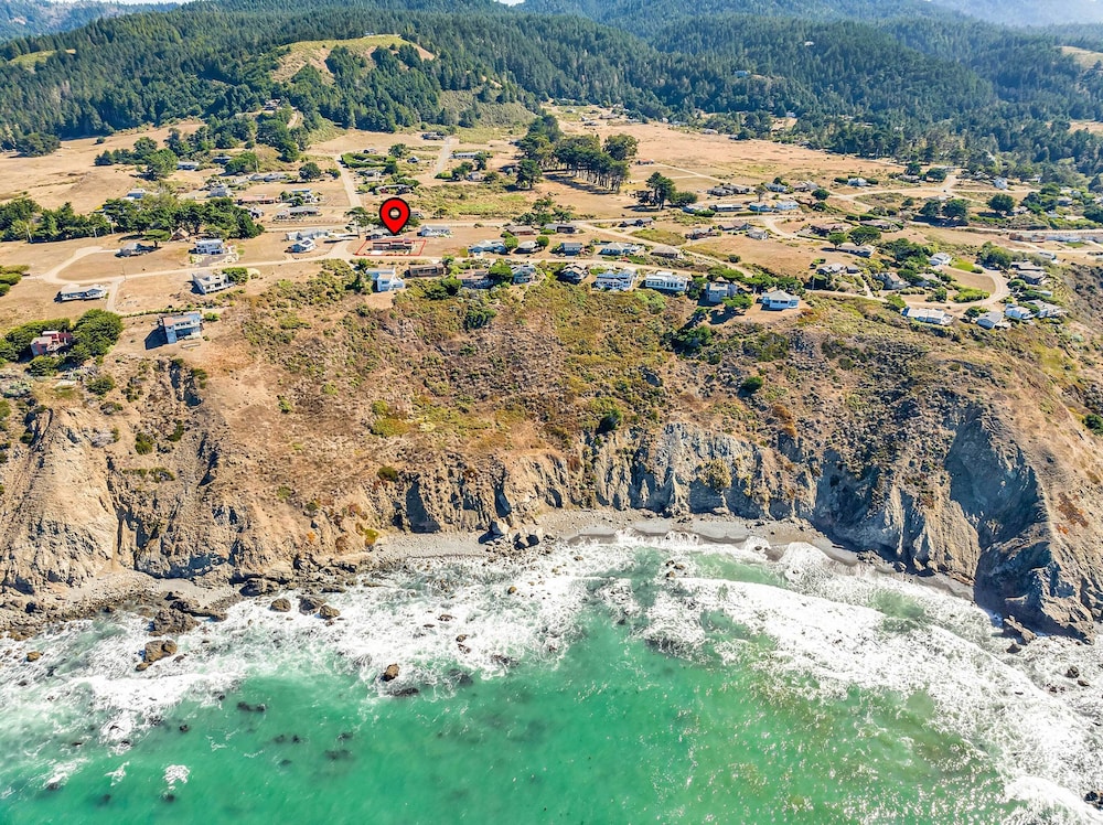 'dream Weaver' House w/ Hot Tub & Ocean View! view 5