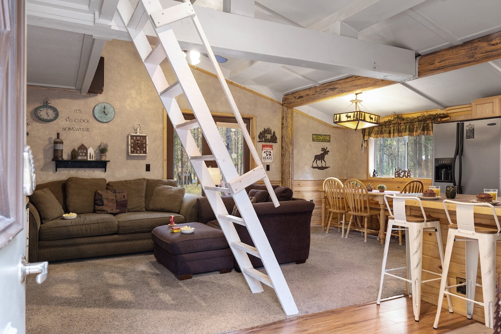 Hayloft Hollow