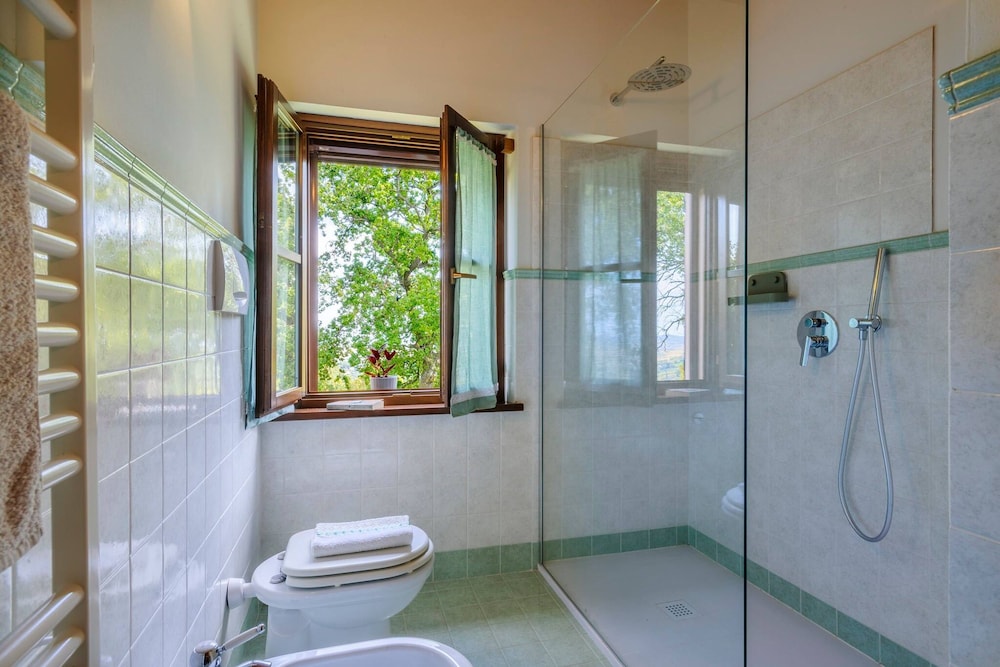 Casale Partemio 8 Marche Holiday Villas