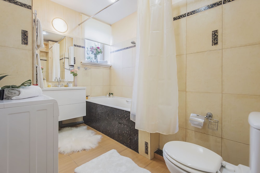 GM Apartment Spiridonovka
