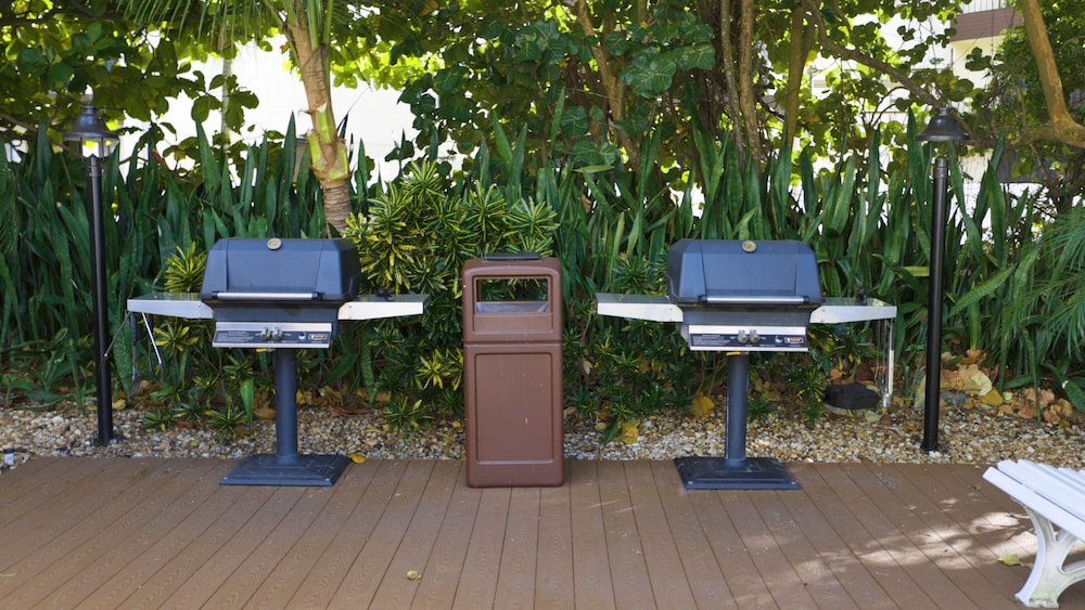 Dover House Resort