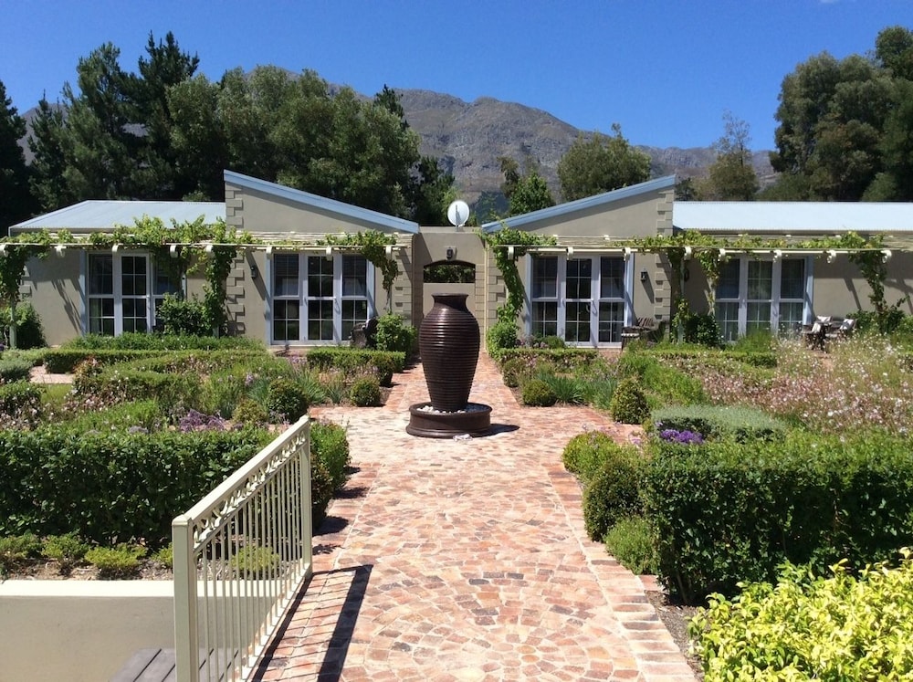 La Cabrière Country House