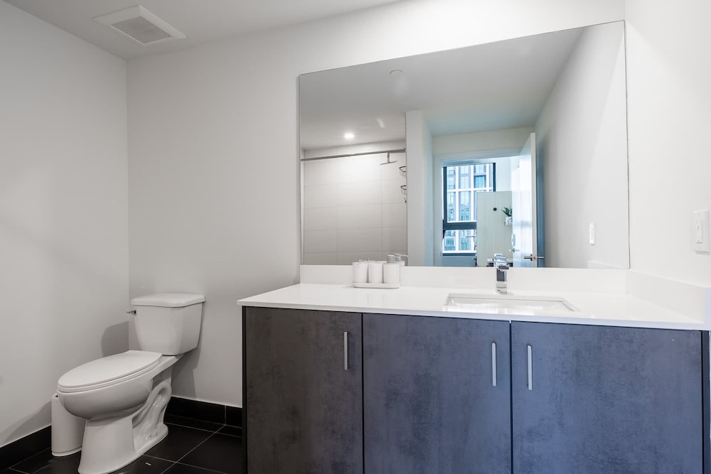 w Spacious Modern 3BR in Wynwood
