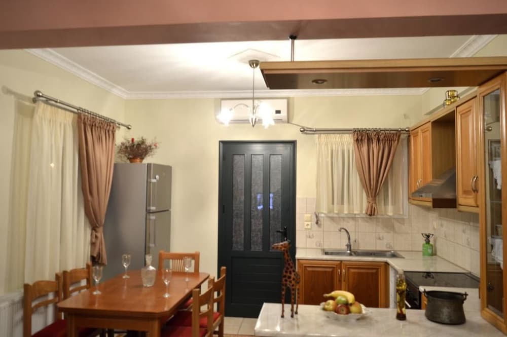 Dionysia Rooms