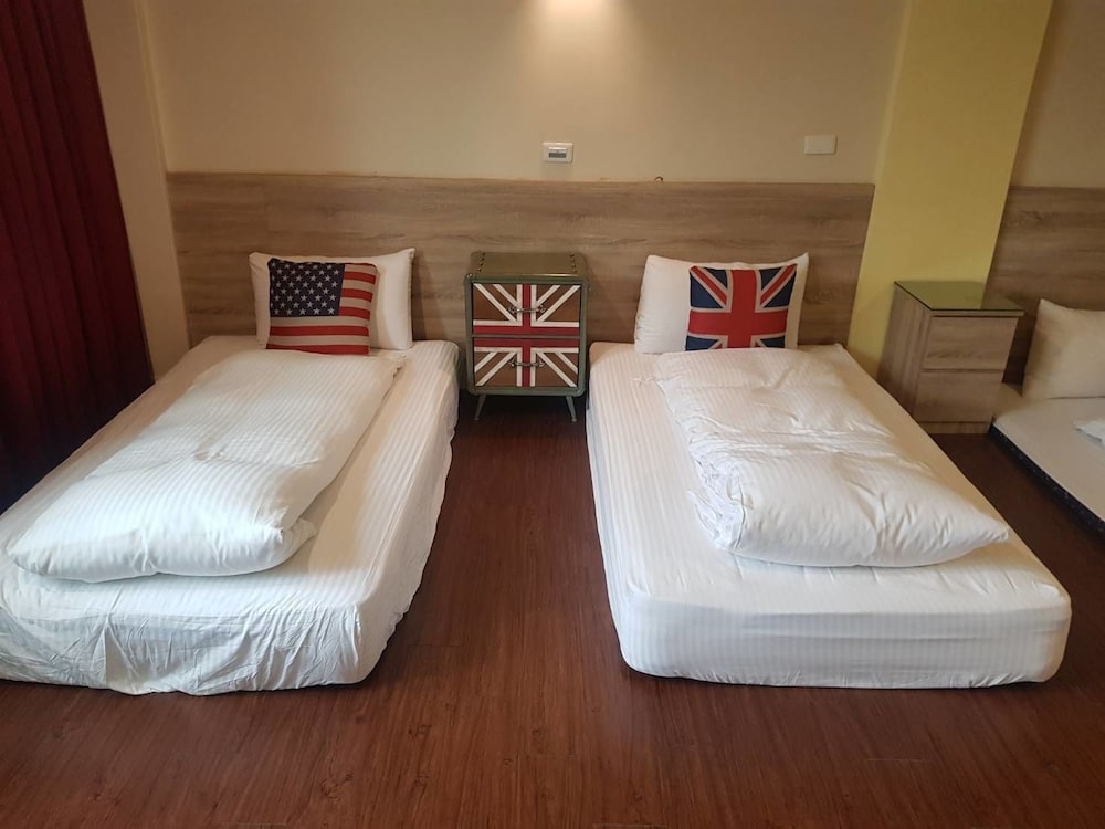 Corner House - Hostel