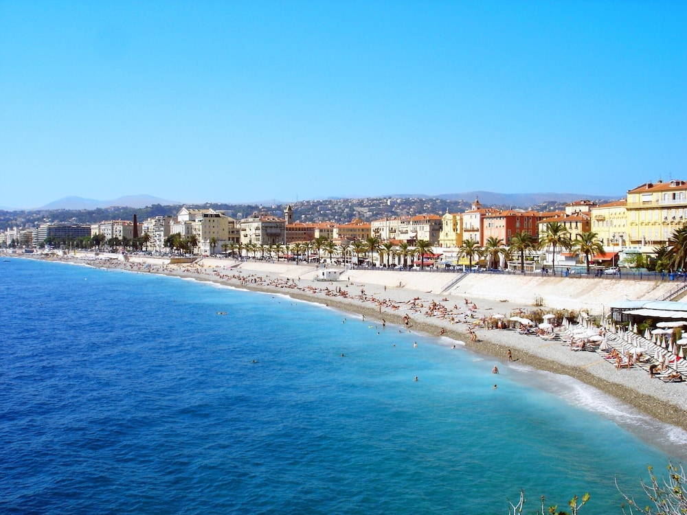 Apartment in Cote D'azur Near the Beach