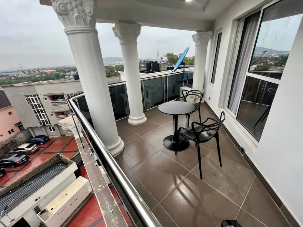 Konar Apartment