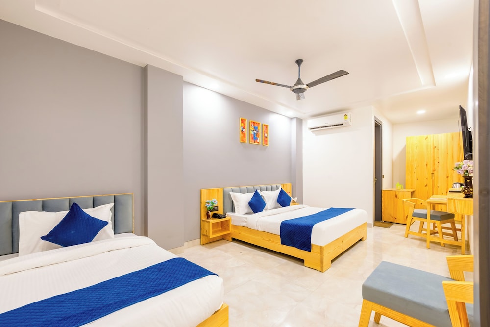 Hotel Zest Near IGI Airport