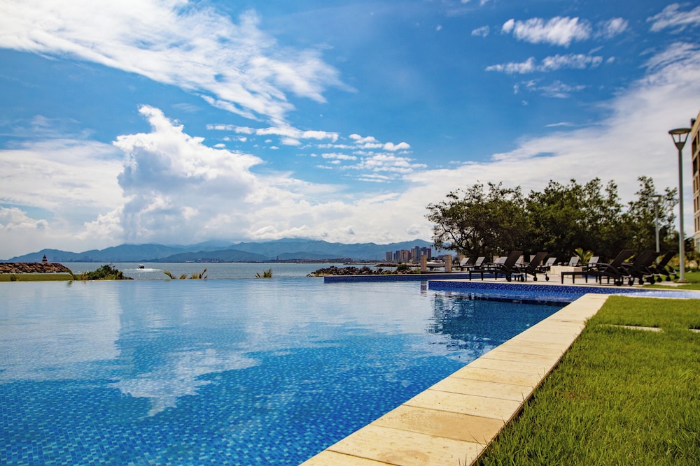 Eurobuilding Hotel & Suites Lecheria