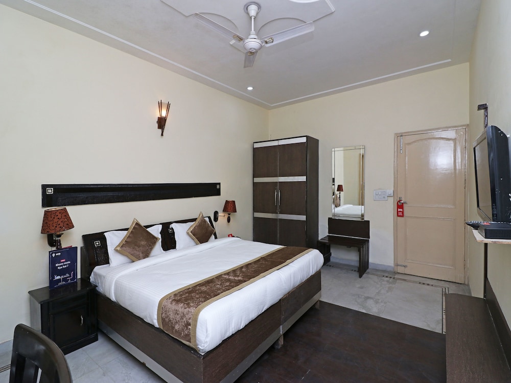 OYO 12968 Hotel The Domus
