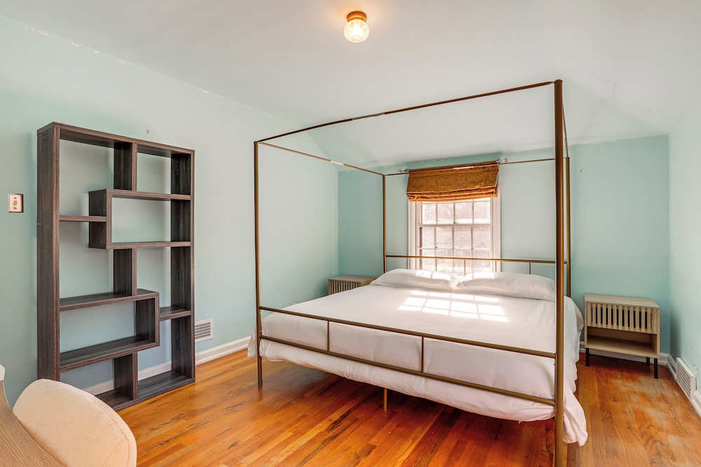 Half-mi to Unc: Historic Dtwn Greeley Home