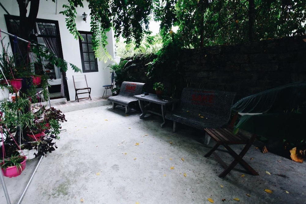 Sake Homestay